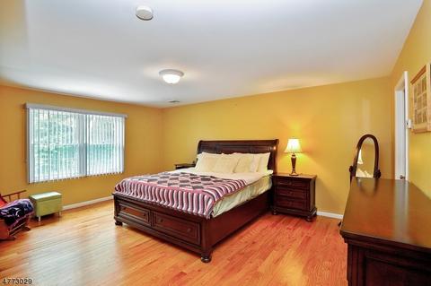 22 Judith Pl, Wayne, NJ 07470 photo 11