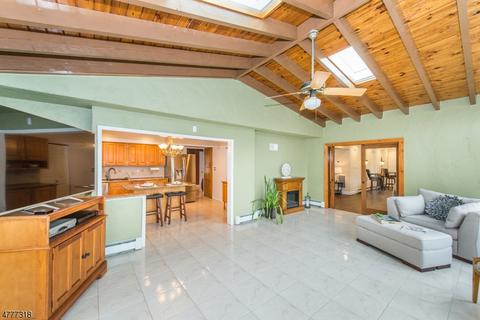 7 Weston Ct, Wayne, NJ 07470 photo 6