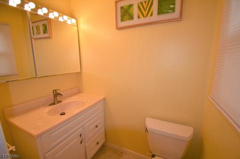 526 Curtis Rd, Roxbury Twp., NJ 07850 photo 8