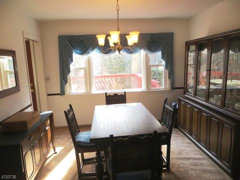 63 Castles Dr, Wayne, NJ 07470 photo 3