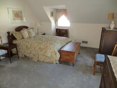 63 Castles Dr, Wayne, NJ 07470 photo 9
