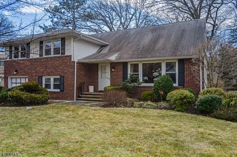 8 Woodside Rd, Springfield, NJ 07081 photo 1