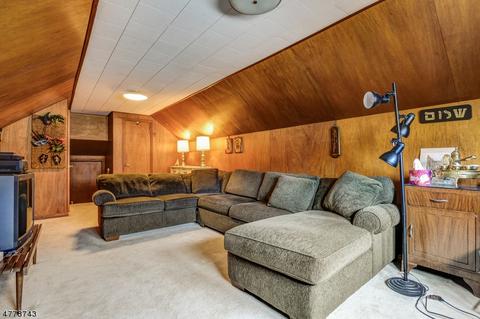 8 Woodside Rd, Springfield, NJ 07081 photo 8