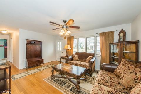 25 Devonshire Ter, Mount Olive Twp., NJ 07836 photo 2