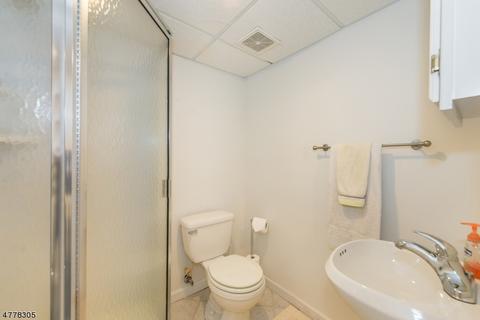 25 Devonshire Ter, Mount Olive Twp., NJ 07836 photo 19