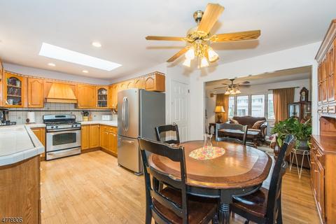 25 Devonshire Ter, Mount Olive Twp., NJ 07836 photo 3