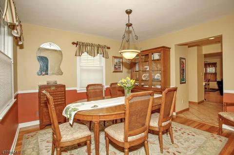 241 Berkeley Rd, River Edge, NJ 07661 photo 4