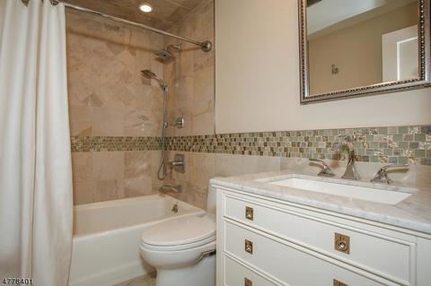 241 Berkeley Rd, River Edge, NJ 07661 photo 19