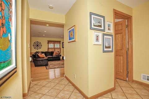 241 Berkeley Rd, River Edge, NJ 07661 photo 6