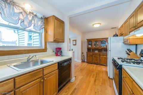 148 Mountainview Ave, Nutley, NJ 07110 photo 2