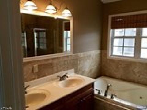 308 Hamilton Pl, Hackensack, NJ 07601 photo 17