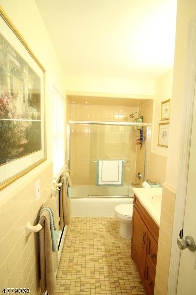 417 E Valley View Ave, Hackettstown, NJ 07840 photo 11
