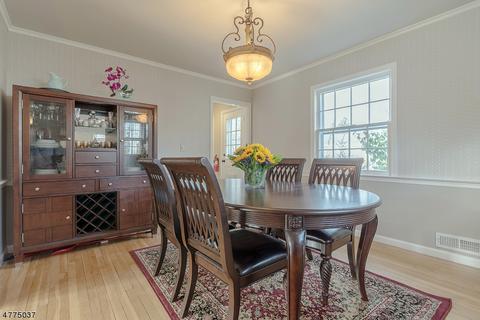 25 Tanglewood Dr, Summit, NJ 07901 photo 5