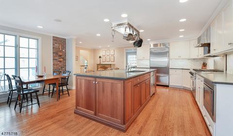 36 Winchip Rd, Summit, NJ 07901 photo 9