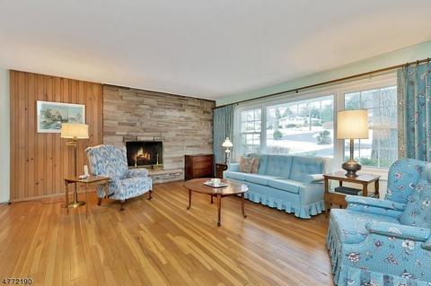 340 Timber Dr, Berkeley Heights, NJ 07922 photo 5