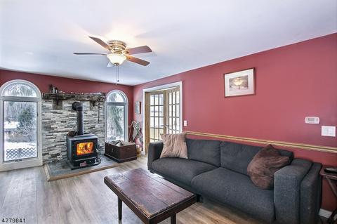 50 Bountiful Dr, Hackettstown, NJ 07840 photo 3