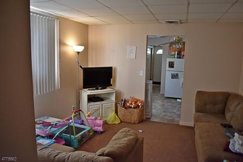 81 Vreeland Ave, Hackensack, NJ 07601 photo 12