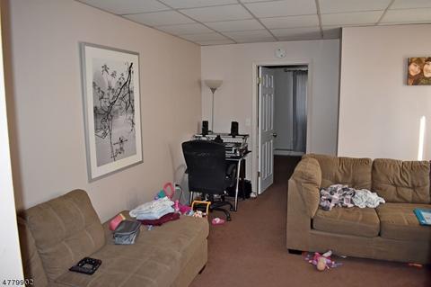 81 Vreeland Ave, Hackensack, NJ 07601 photo 11