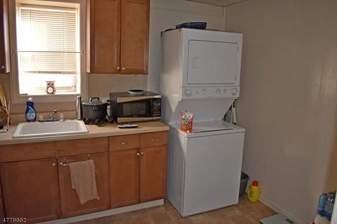 81 Vreeland Ave, Hackensack, NJ 07601 photo 14