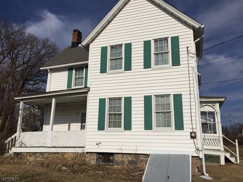 31 E Chrystal St, Dover, NJ 07801 photo 3