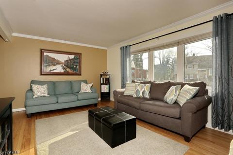 14 Fitting Pl, Nutley, NJ 07110 photo 4
