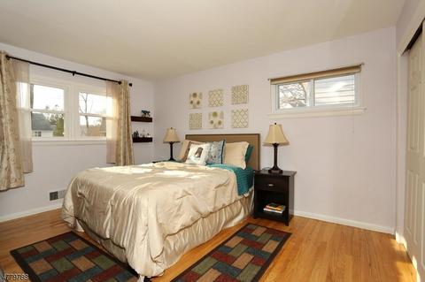 14 Fitting Pl, Nutley, NJ 07110 photo 9