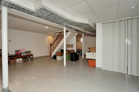 14 Fitting Pl, Nutley, NJ 07110 photo 18