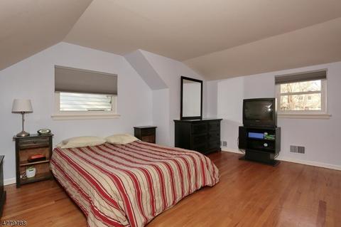 14 Fitting Pl, Nutley, NJ 07110 photo 12