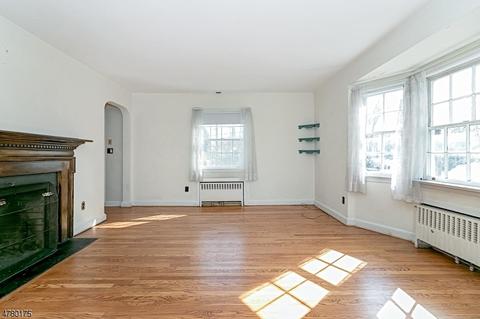 253 Oak Tree Rd, Mountainside, NJ 07092 photo 6