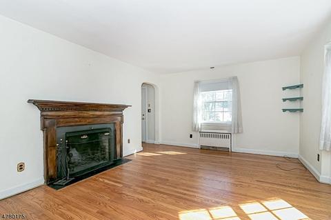 253 Oak Tree Rd, Mountainside, NJ 07092 photo 7