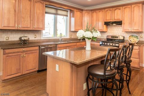 159 Gary St, Paramus, NJ 07652 photo 11