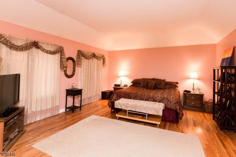159 Gary St, Paramus, NJ 07652 photo 15