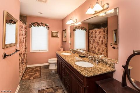 159 Gary St, Paramus, NJ 07652 photo 20
