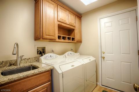 8 Devonshire Ln, Mendham, NJ 07945 photo 10