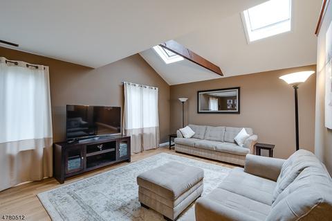 3 Walnut St, Randolph, NJ 07869 photo 4
