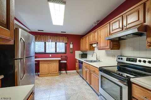 3 Walnut St, Randolph, NJ 07869 photo 6