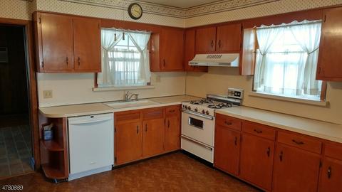 337 W Maple Ave, Bound Brook, NJ 08805 photo 10