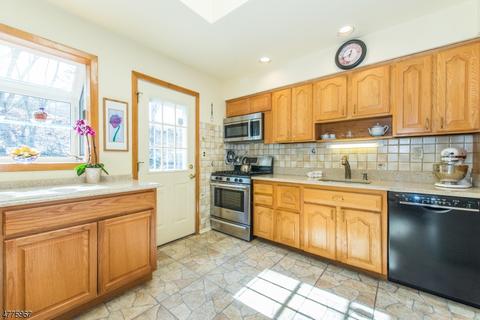 27 Held Ter, Wanaque, NJ 07465 photo 9