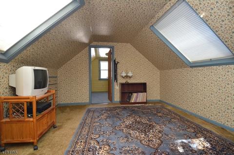 7 Charles Ter, Waldwick, NJ 07463 photo 9