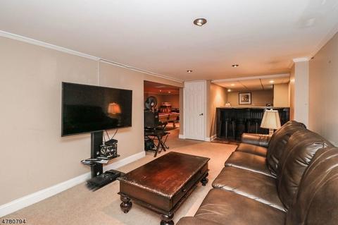 176 Pitt Rd, Springfield, NJ 07081 photo 22