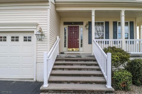 29 Crestview Dr, Clinton, NJ 08809 photo 2