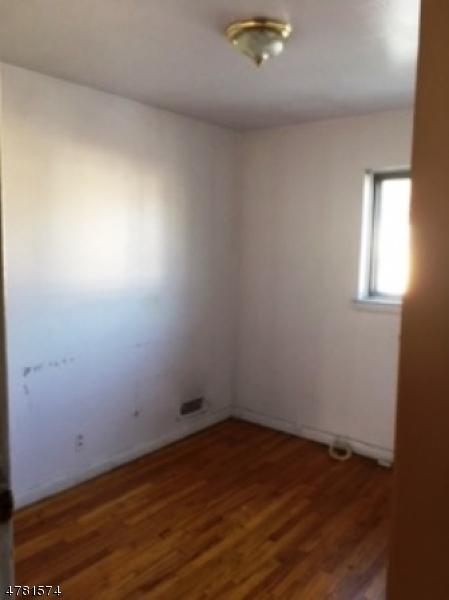 107 Eastern Pkwy, Hillside, NJ 07205 photo 11