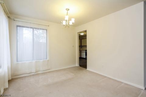 6 Gate House Ln, Edison, NJ 08820 photo 7