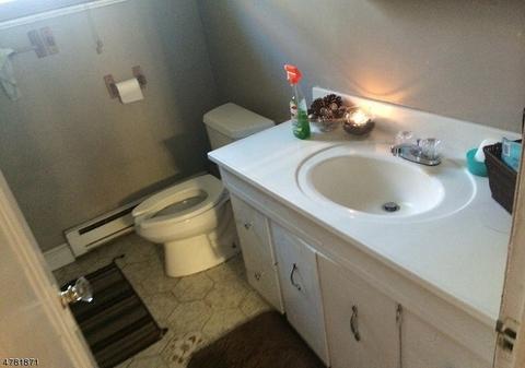 79 Terhune Ave, Passaic, NJ 07055 photo 6