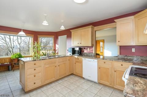 420 Pine Stone Dr, Hampton, NJ 08827 photo 11