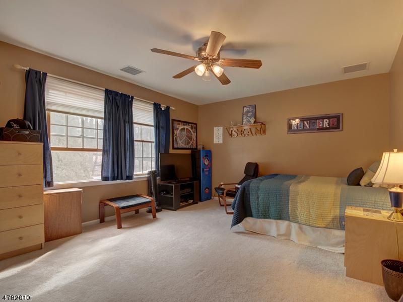  658 Ramapo Valley Rd, Oakland, NJ 07436 photo 16