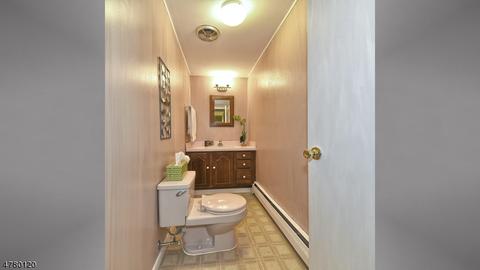 19 Brandon Ave, Wayne, NJ 07470 photo 23