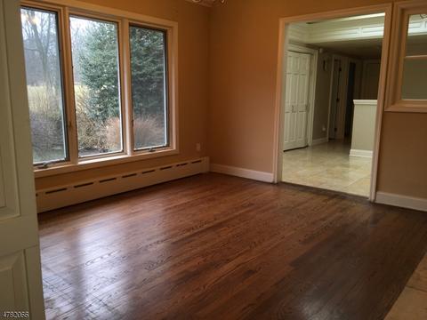 2 Yardley Pl, Mendham, NJ 07945 photo 3