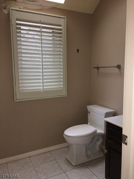 2 Yardley Pl, Mendham, NJ 07945 photo 9