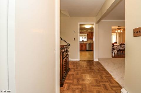 29 Becker Rd, Springfield, NJ 07081 photo 3